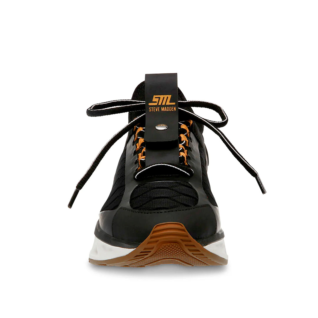 Sneakers Surge color negro