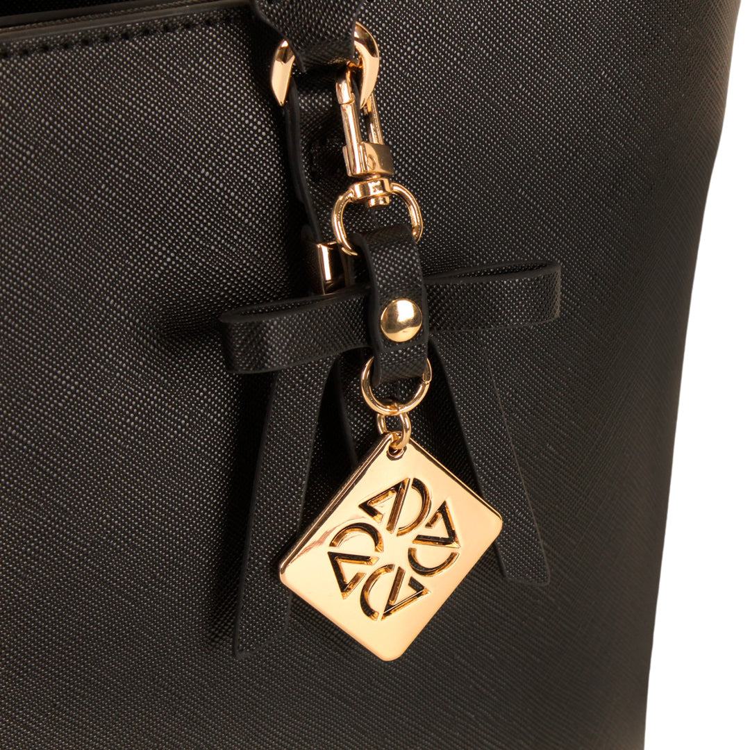 Cartera Vera color negro