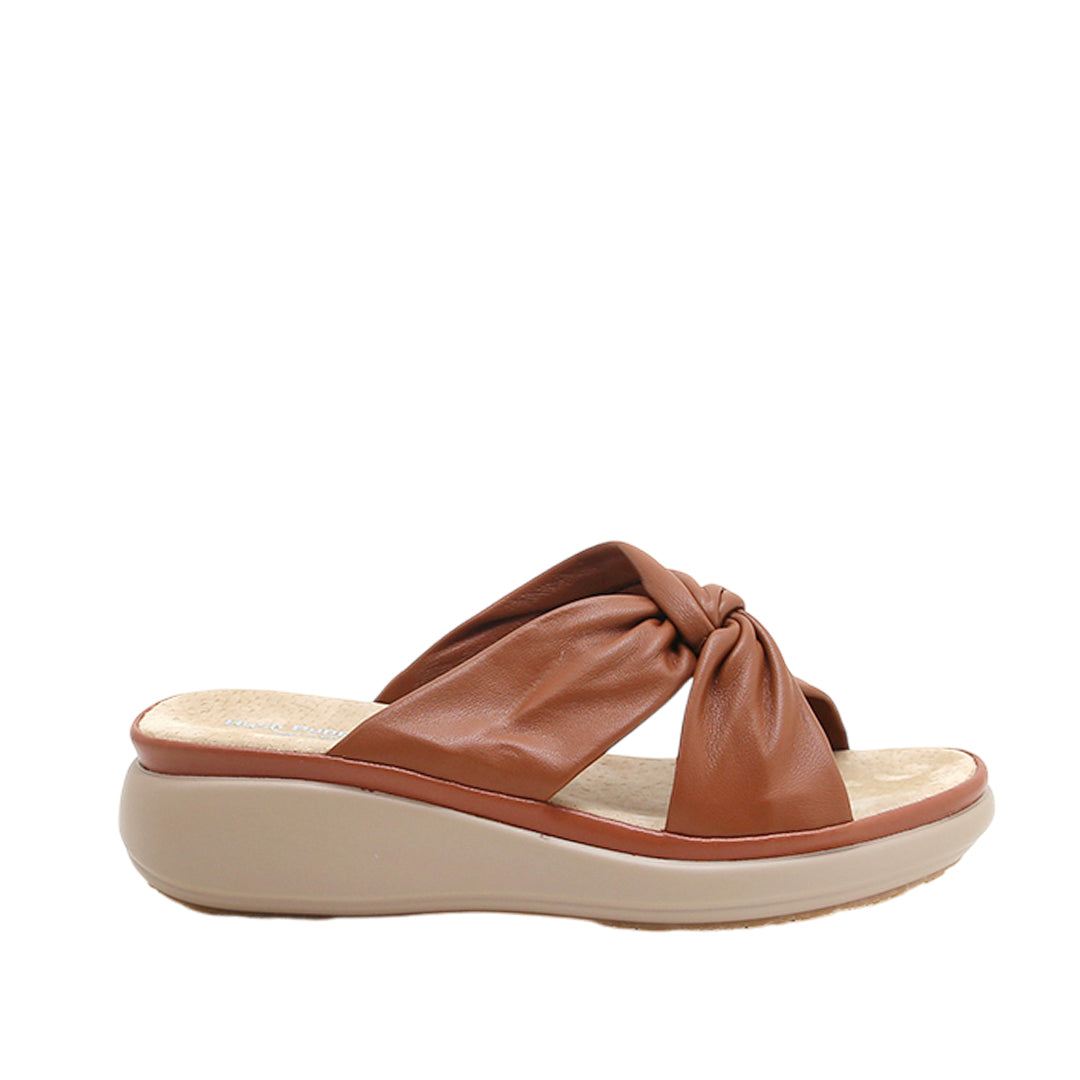 Sandalias flats Vikky para mujer color tan