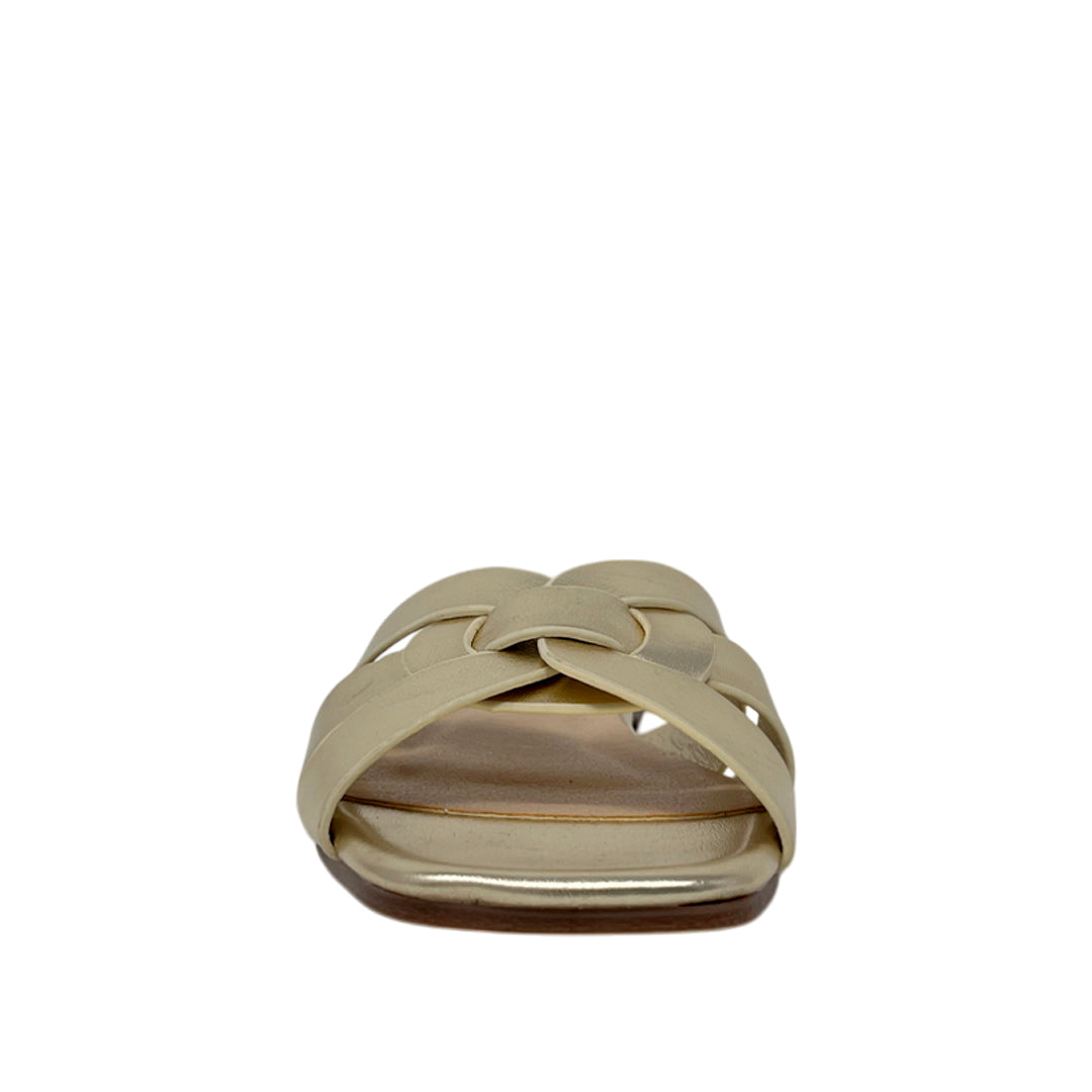Sandalias slip on Dariana color dorado