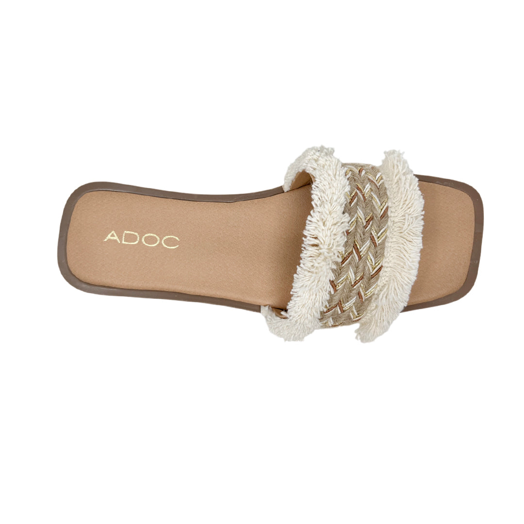 Sandalias flats Macarena para mujer color beige