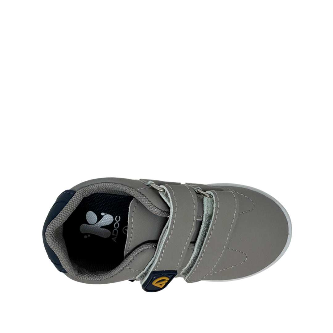 Sneakers Ian para infante color gris